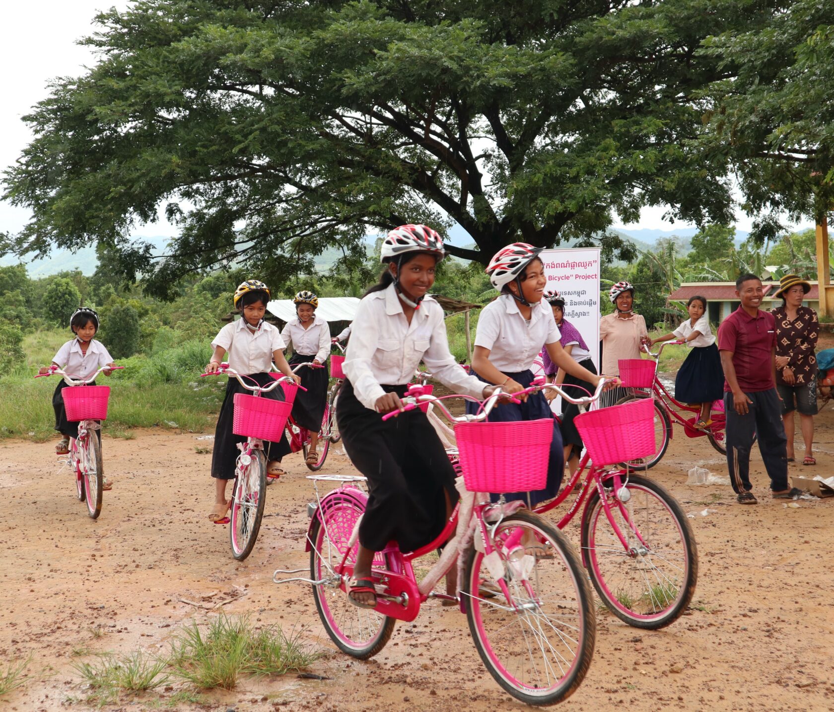 pink_bicycle_project_cambodge